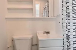 9001 Yorkshire Ln, Manassas, VA 20110 - Photo 8