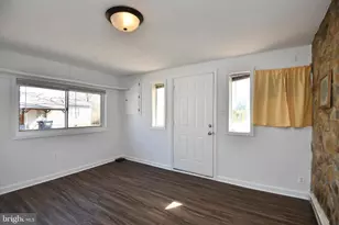 9001 Yorkshire Ln, Manassas, VA 20110 - Photo 2