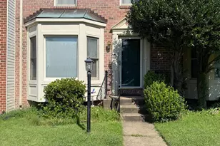 2740 Winston Ct, Woodbridge, VA 22191 - Photo 1