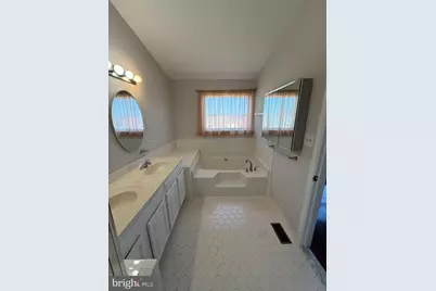 2740 Winston Court, Woodbridge, VA 22191 - Photo 14