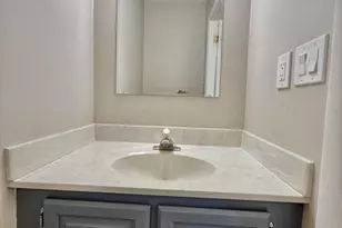 18028 Olde Port Ln, Triangle, VA 22172 - Photo 14
