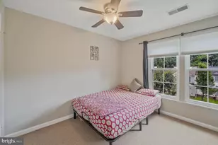 16808 Capon Tree Ln, Woodbridge, VA 22191 - Photo 30