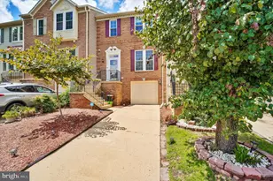16808 Capon Tree Ln, Woodbridge, VA 22191 - Photo 2