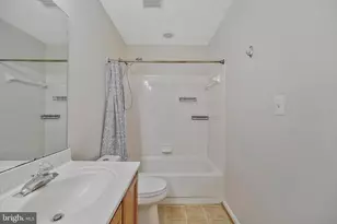 16808 Capon Tree Ln, Woodbridge, VA 22191 - Photo 28