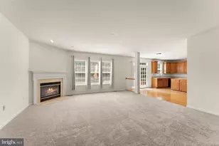 8309 Double Eagle St, Gainesville, VA 20155 - Photo 18