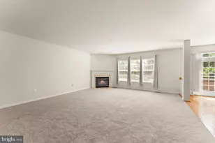 8309 Double Eagle St, Gainesville, VA 20155 - Photo 16
