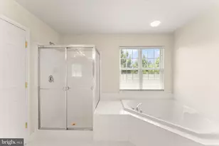 8309 Double Eagle St, Gainesville, VA 20155 - Photo 38