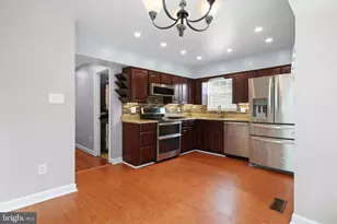 3818 Marquis Pl, Woodbridge, VA 22192 - Photo 14