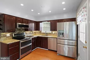 3818 Marquis Pl, Woodbridge, VA 22192 - Photo 12