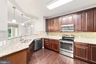 15100 Heather Mill Ln, Haymarket, VA 20169 - Photo 4