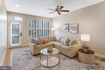 799 Monument Square, Woodbridge, VA 22191 - Photo 18