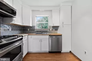 5624 Reardon Ln, Woodbridge, VA 22193 - Photo 8