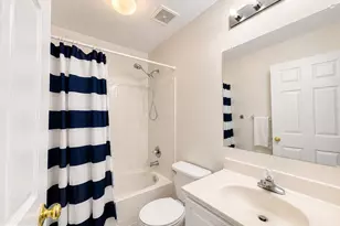 14047 Sable Ct, Woodbridge, VA 22193 - Photo 16
