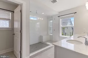17713 Longspur Cove Ln, Dumfries, VA 22026 - Photo 32