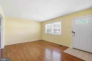 4311 Hendricks Dr, Woodbridge, VA 22193 - Photo 4
