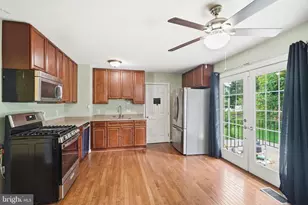 4311 Hendricks Dr, Woodbridge, VA 22193 - Photo 12