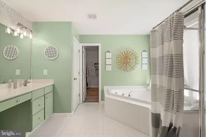 6050 Smooth Stone Place, Haymarket, VA 20169 - Photo 32