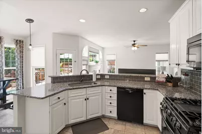6050 Smooth Stone Place, Haymarket, VA 20169 - Photo 14