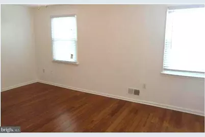 10193 Farragut Court, Manassas, VA 20109 - Photo 8