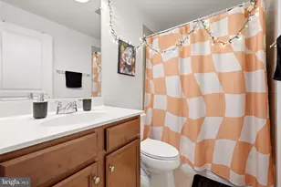 14848 Mason Creek Cir, Woodbridge, VA 22191 - Photo 32