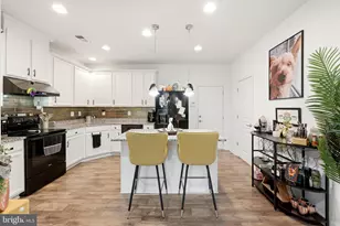 14848 Mason Creek Cir, Woodbridge, VA 22191 - Photo 10