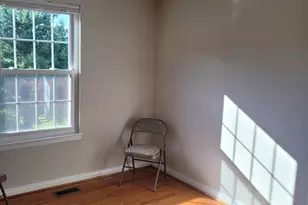 1810 Tilletson Pl, Woodbridge, VA 22191 - Photo 16