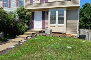 1810 Tilletson Pl, Woodbridge, VA 22191 - Photo 2