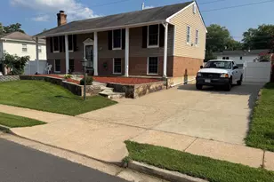 9716 Copeland Dr, Manassas, VA 20109 - Photo 2