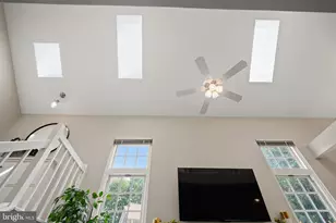 3079 Fennegan Ct, Woodbridge, VA 22192 - Photo 22