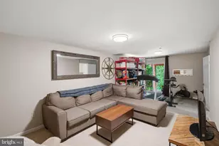3079 Fennegan Ct, Woodbridge, VA 22192 - Photo 40