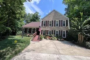 15437 Silvan Glen Dr, Dumfries, VA 22025 - Photo 2