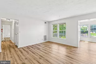 3560 Sherbrooke Cir, Woodbridge, VA 22192 - Photo 2