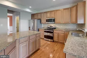 12760 Manor Hall Ct, Bristow, VA 20136 - Photo 14
