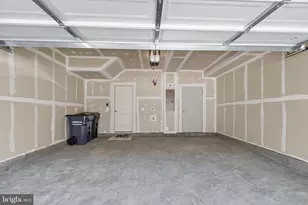 18002 Alicia Ave, Dumfries, VA 22026 - Photo 38