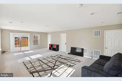 6806 Bryson Circle, Haymarket, VA 20169 - Photo 6