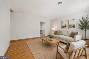 14208 Bremerton Dr, Woodbridge, VA 22193 - Photo 10