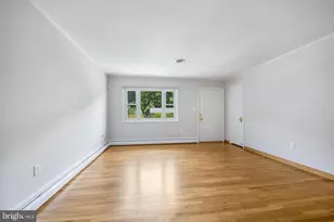 14208 Bremerton Dr, Woodbridge, VA 22193 - Photo 6