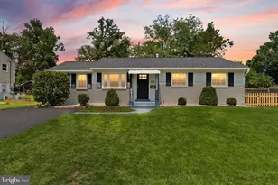 9540 Damascus Dr, Manassas, VA 20109 - Photo 2