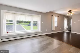 14702 Anderson St, Woodbridge, VA 22193 - Photo 2