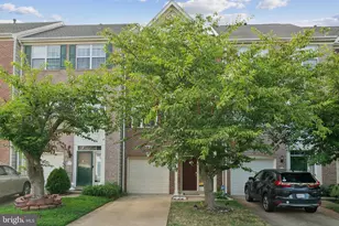 13322 Colchester Ferry Pl, Woodbridge, VA 22191 - Photo 2