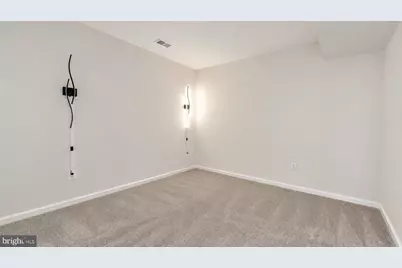 18050 Woods Overlook Drive, Dumfries, VA 22026 - Photo 16