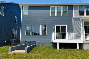 18050 Woods Overlook Dr, Dumfries, VA 22026 - Photo 32