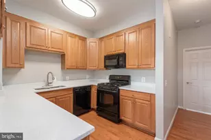 1834 Cedar Cove Way, Woodbridge, VA 22191 - Photo 4