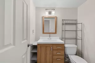 14593 Earlham Ct, Woodbridge, VA 22193 - Photo 6