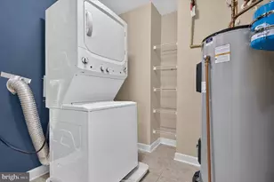 15164 Lancashire Dr, Woodbridge, VA 22191 - Photo 12
