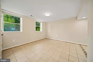 4656 Evansdale Rd, Woodbridge, VA 22193 - Photo 10
