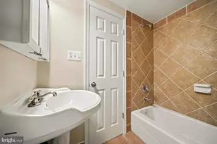 4656 Evansdale Rd, Woodbridge, VA 22193 - Photo 12