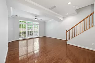 2584 Eastbourne Dr, Woodbridge, VA 22191 - Photo 6