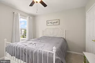 5793 Rockcliff Ln, Woodbridge, VA 22193 - Photo 20