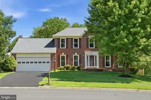 8213 Crackling Fire Dr, Gainesville, VA 20155 - Photo 1